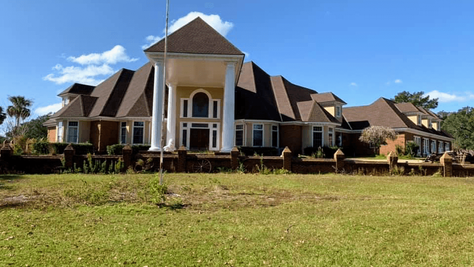 Estate Architectural Shingle Roof Replacement