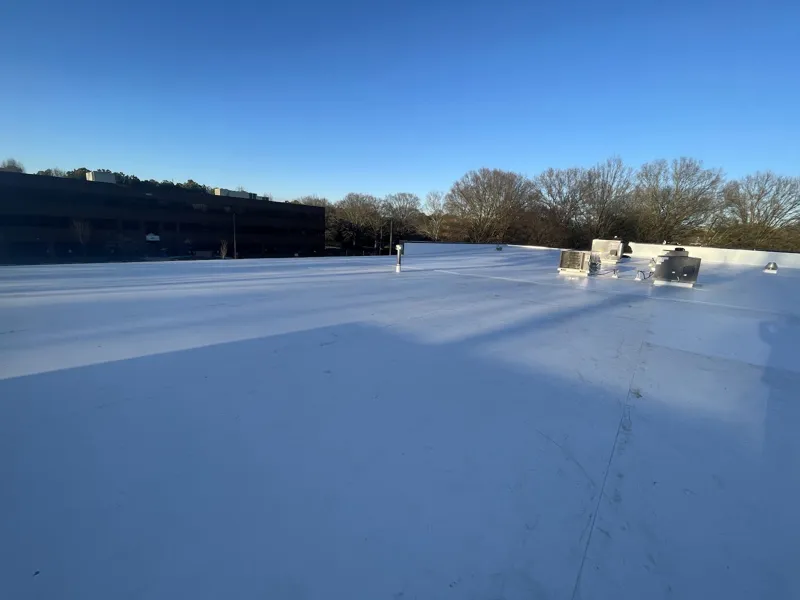 Commercial TPO roof by MDJ Roofing